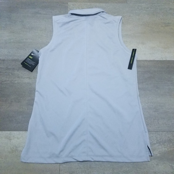 SOLD Nike NWT Golf Dri Fit Top Womens Medium - Picture 3 of 3